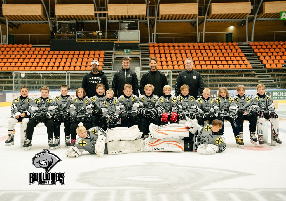 Teamfotos3.jpg Teamfotos3.jpg